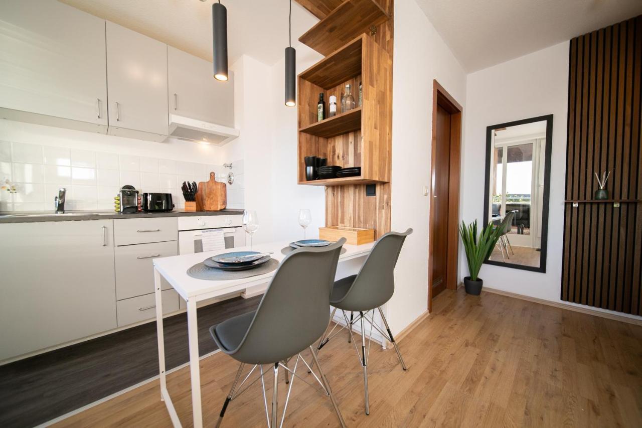 White - - Balcony - Fair - Kitchen Neuss